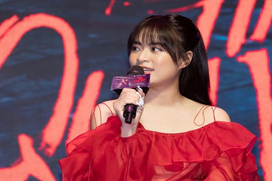 Hoàng Thùy Linh thu hút mọi ánh nhìn trong họp báo ra mắt phim “Trái tim quái vật”