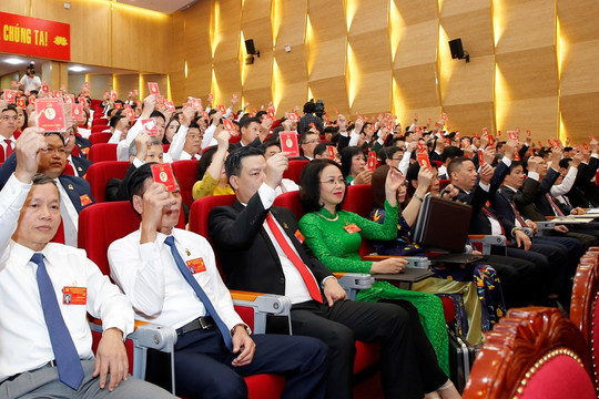 61 đồng chí được giới thiệu trong danh sách bầu Ban Chấp hành Đảng bộ thành phố Hải Phòng khóa XVI