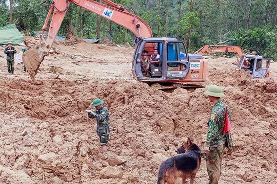 Tiếp tục mở đường, nỗ lực tìm kiếm nạn nhân tại thủy điện Rào Trăng 3