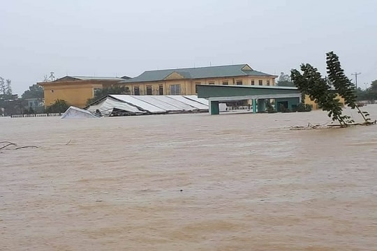 Trung Bộ tiếp tục mưa to, nguy cơ cao xảy ra lũ đặc biệt lớn