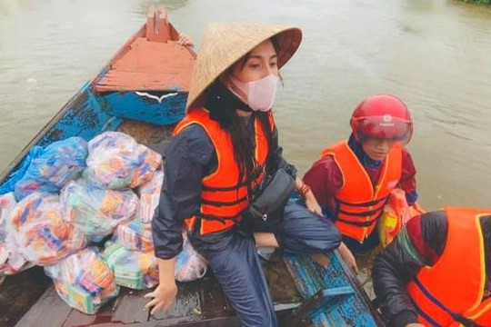 Sau một tuần kêu gọi ủng hộ miền Trung, tài khoản Thuỷ Tiên cán mốc 100 tỷ đồng
