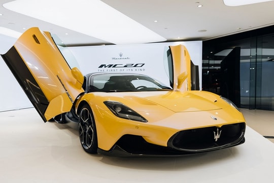 Maserati MC20 2021 giá cao ngất ngưởng nhưng vẫn cháy hàng