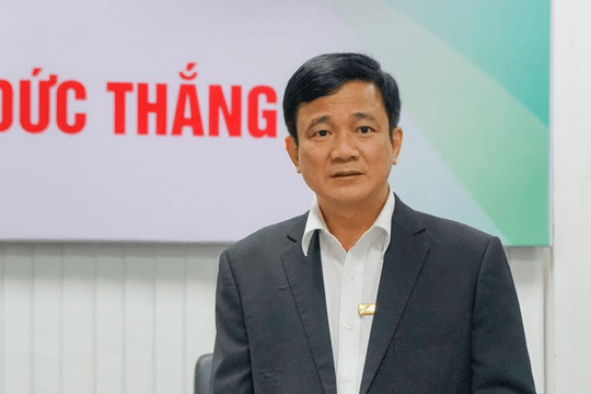 Cách chức Hiệu trưởng trường Đại học Tôn Đức Thắng