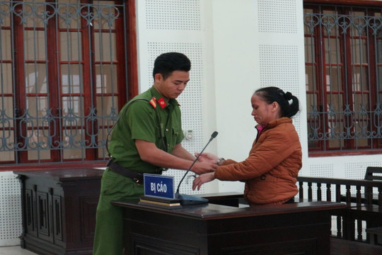 "Ngựa quen đường cũ", người phụ nữ bỏ con đi buôn ma túy