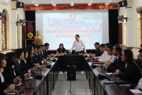 TAND tỉnh Sơn La quyên góp ủng hộ đồng bào vùng lũ  khắc phục hậu quả thiên tai
