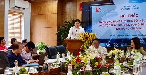 Hội thảo “Nâng cao năng lực cho đội ngũ giảng viên đào tạo luật sư phục vụ hội nhập quốc tế tại TPHCM”
