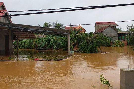 Quảng Bình:                Lên phương án di dời hơn 30 nghìn hộ dân tránh bão số 8