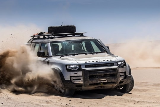 Jaguar Land Rover sử dụng công nghệ vũ trụ để sản xuất xe