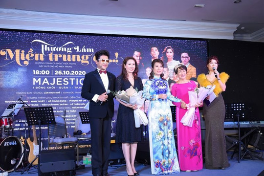 Chương trình “Thương lắm miền Trung ơi!” quyên góp hơn 5 tỷ đồng hỗ trợ đồng bào miền Trung