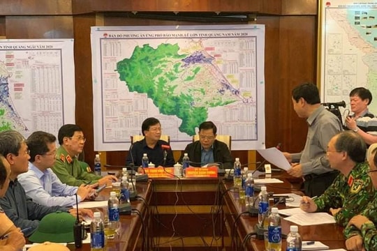 Ứng phó bão số 9: Tập trung tìm kiếm ngư dân trên hai tàu mất tích