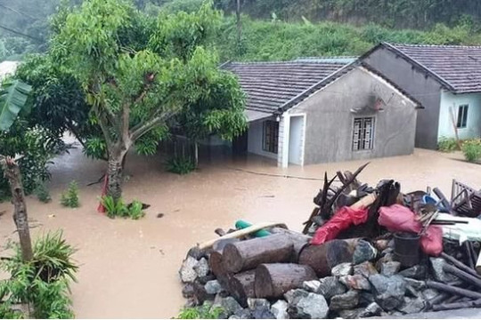 Quảng Nam: Khẩn trương tìm kiếm 53 người mất tích do sạt lở đất 