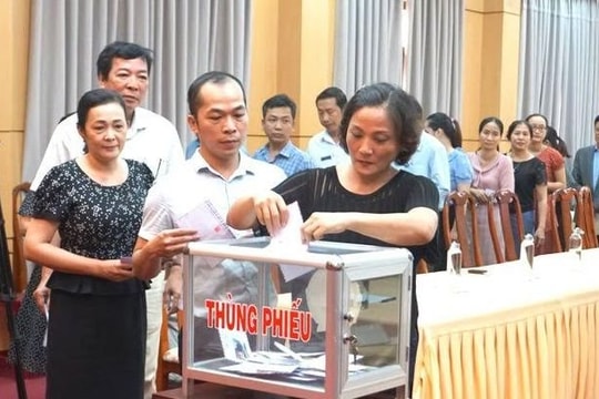 Quảng Ngãi kêu gọi ủng hộ đồng bào bị thiệt hại do bão số 9
