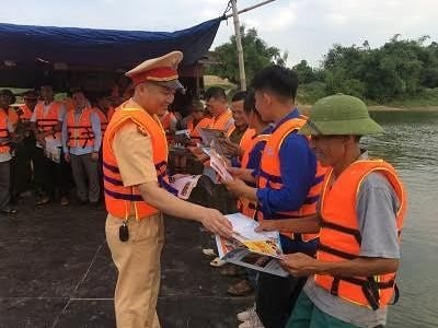 Thái Nguyên: Xây dựng Văn hóa giao thông trên sông nước