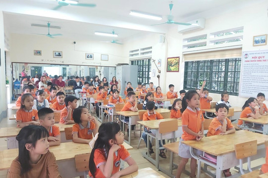 Lào Cai: Trường Tiểu học Lê Văn Tám tổ chức thành công Ngày hội lớp học mở