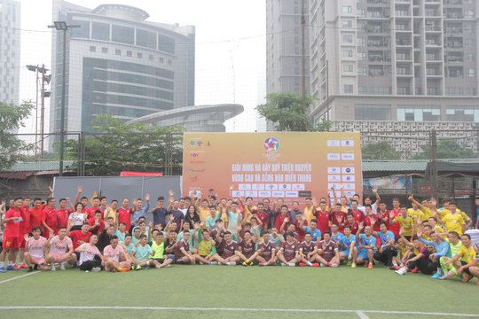Khai mạc giải bóng đá TIMCUP 2020 gây quỹ từ thiện vùng cao và đồng bào miền Trung