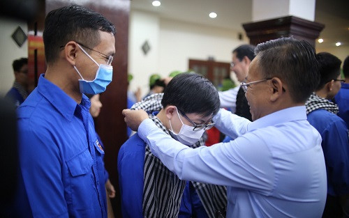 TPHCM lập đội hình hỗ trợ miền Trung khắc phục hậu quả của bão số 9