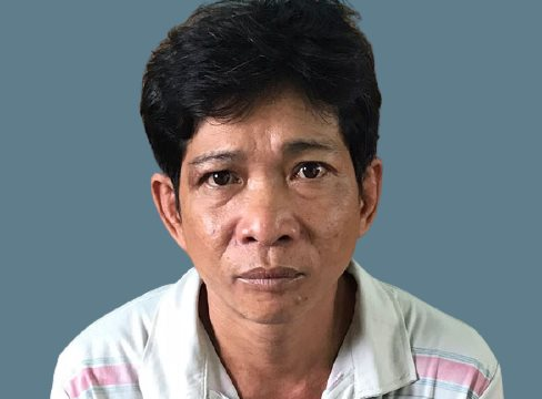 Chém chết vợ vì không chịu nối lại tình cảm