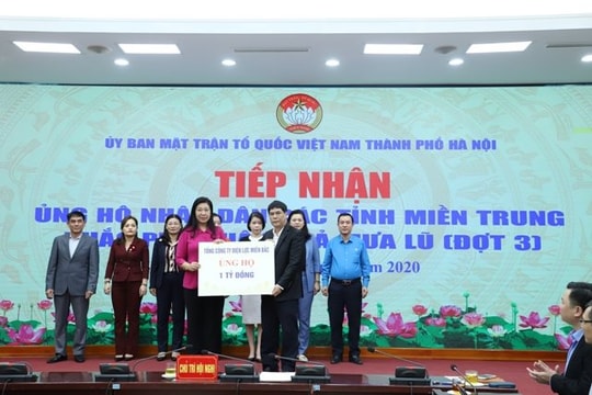 Tổng công ty Điện lực miền Bắc trao 1 tỷ đồng ủng hộ đồng bào miền Trung