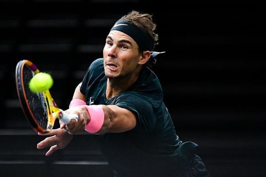 Thắng Jordan Thompson, Rafael Nadal vào tứ kết Paris Masters 2020