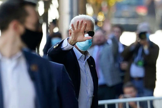 Ông Joe Biden vươn lên dẫn trước tại bang chiến địa cuối cùng