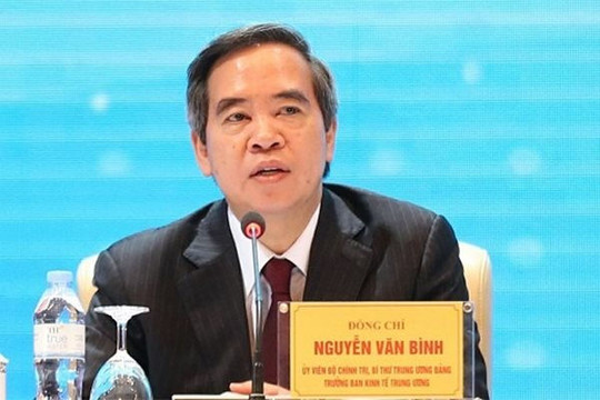 Bộ Chính trị kỷ luật cảnh cáo ông Nguyễn Văn Bình