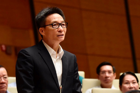 Phó Thủ tướng Vũ Đức Đam: Tự chủ đại học không có nghĩa là không có quản lý