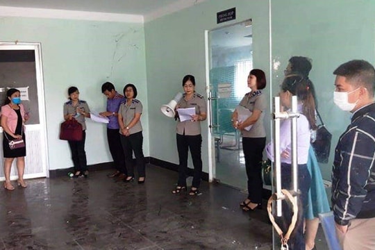 Nợ lương và BHXH công nhân, một công ty bị cưỡng chế, kê biên toàn bộ tài sản