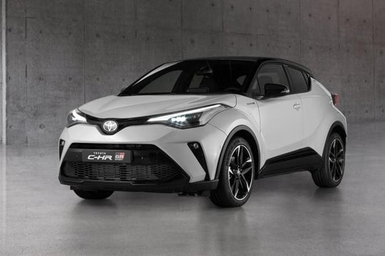 Lộ diện hình ảnh Toyota CH-R GR Sport với thiết kế đậm chất thể thao