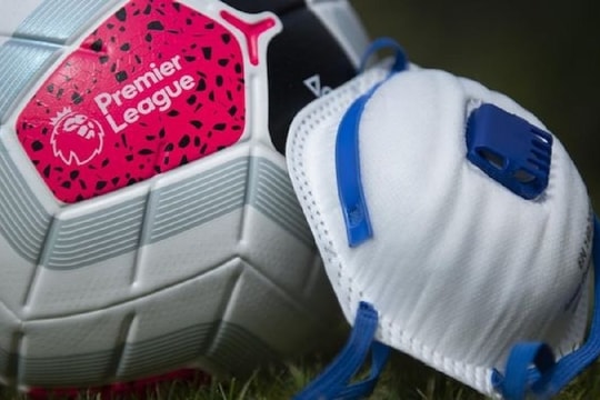 “Bóng ma” Covid-19 lại chực chờ uy hiếp Premier League