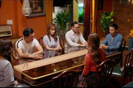 “Trói buộc yêu thương” tập 26: Khánh mở cuộc họp gia đình để nói về chuyện của mẹ