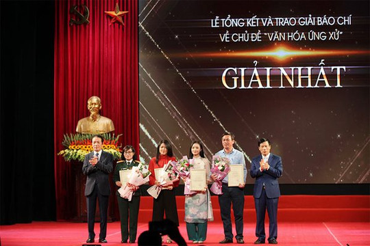 37 tác phẩm xuất sắc đạt Giải báo chí về chủ đề “Văn hóa ứng xử”
