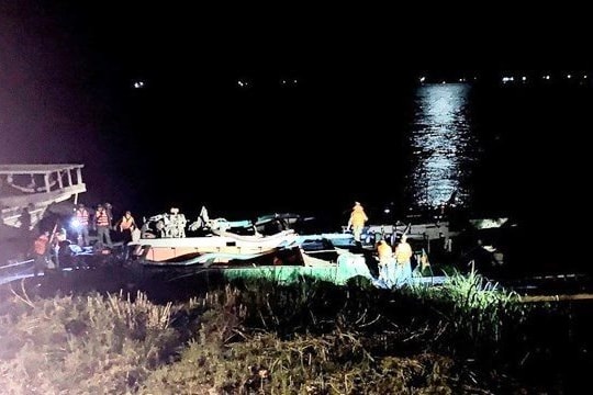 Truy bắt nhóm đối tượng dùng súng bắn người trên sông