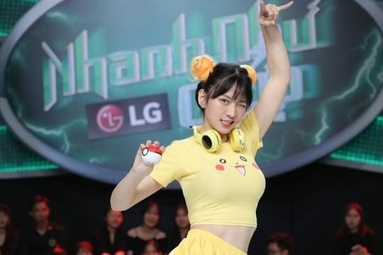Hot tiktok Lê Bống diện đồ “Pikachu” lên sóng truyền hình bị chỉ trích vì “phản cảm”