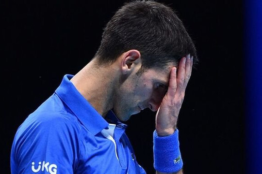 ATP Finals: Djokovic thua nhanh Medvedev
