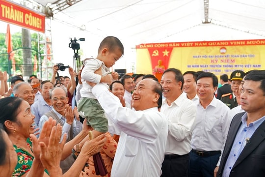 Thủ tướng: Phát triển đất nước cũng để phục vụ nhân dân