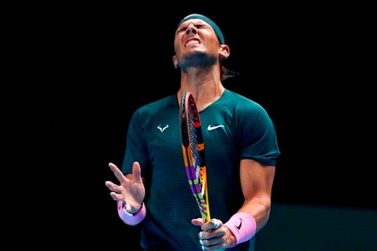 ATP Final: Nadal Đánh bại Tsitsipas
