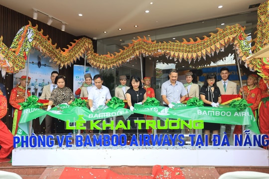 Sáng ngày 21/11, Bamboo Airways tưng bừng khai trương phòng vé tại Đà Nẵng 