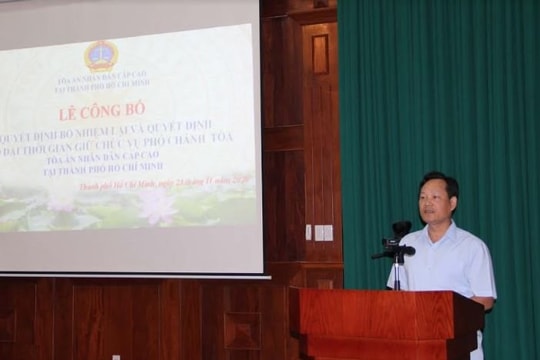 Công bố quyết định bổ nhiệm lại chức vụ Phó Chánh án và lãnh đạo các Tòa chuyên trách TAND cấp cao tại TP.HCM 
