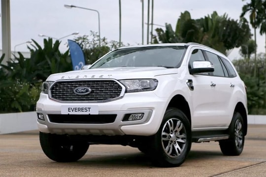 Ford Everest 2021 đầu tiên về Việt Nam