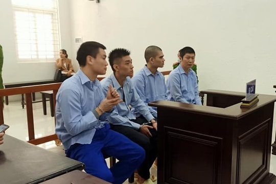 Bốn bị cáo bắt cóc con nợ lĩnh bản án nghiêm khắc