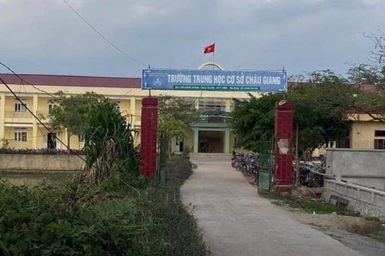 Khởi tố nam sinh lớp 9 đánh chết bạn học