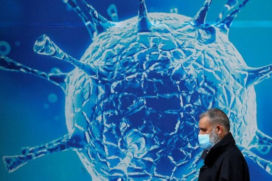 Virus SARS-CoV-2 sẽ không biến mất nhưng đại dịch sẽ kết thúc