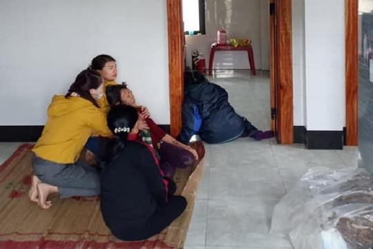Đốt than trong phòng ngủ kín mít để sưởi ấm, 4 mẹ con thương vong