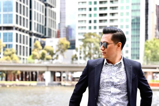 Diễn viên Việt Anh: “Mối quan hệ tay 3 luôn rơi vào 1 tình huống đau đầu đó là khi 3 người không nhìn về một hướng.”