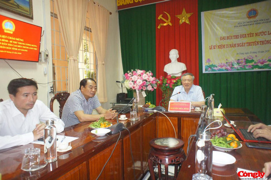 Chánh án TANDTC Nguyễn Hòa Bình thăm và làm việc với TAND tỉnh An Giang