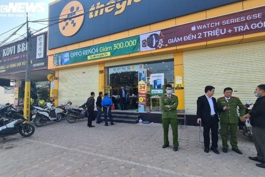 Đâm gục bảo vệ, cướp hàng chục điện thoại của Thế giới di động