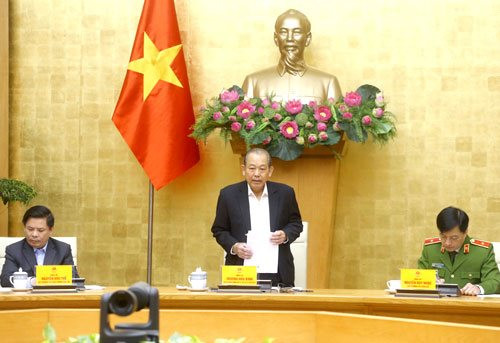 Kiên quyết xử lý các vi phạm TTATGT, trấn áp kẻ chống đối người thi hành công vụ