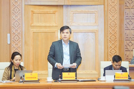 Bộ GD-ĐT:  Đề nghị xử lý nghiêm hành vi đánh đập nữ sinh ở Bình Dương