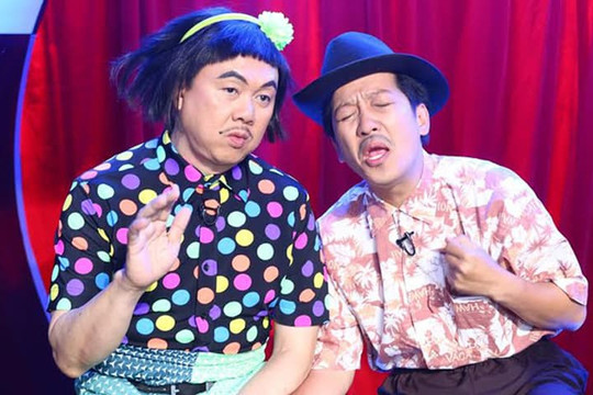 Trường Giang nghẹn lòng, khóc nức nở nói về Chí Tài: 'Từ nay sẽ không còn ai dịu dàng với em, đánh đàn cho em hát nữa'