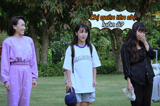 Diệu Nhi dù nỗ lực hết sức nhưng vẫn khiến đồng đội cười muốn té ghế 